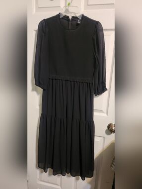 Women's Black Tiered Long Sleeve Midi Dress